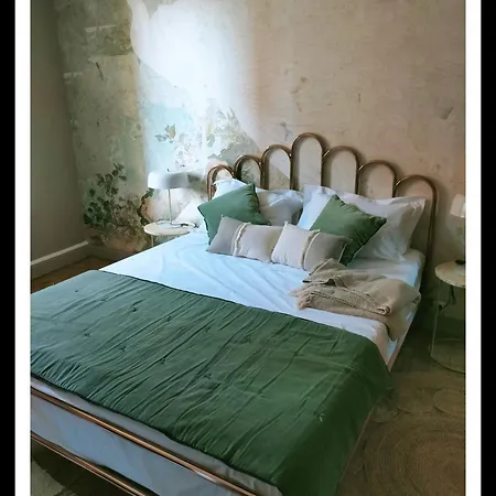 La Belle D'ame - *